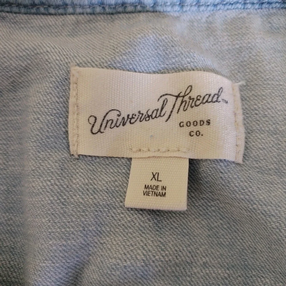 Universal Thread XL Light Wash Denim Top Button Up 3/4 Sleeve Gathered Peasant